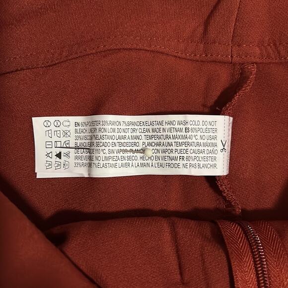 Forever 21 NWT Rust Mini Skirt Juniors Size XS Cut Out Waist Buckle Pockets - Picture 8 of 8